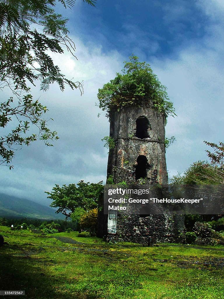 Cagsawa Ruins (F00942)