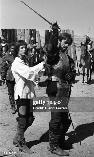 The Italian actress Elsa Martinelli during the filming of the movie `La Araucana with Italian Actor Venantino Venantini, near Madrid Madrid,...