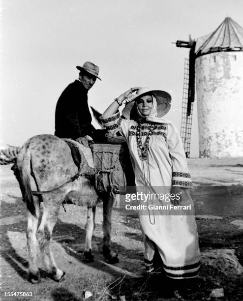The Spanish actress Sara Montiel during a tribure in Campo de Criptana, her hometown, !974, Campo de Criptana,Toledo, Castilla La Mancha, Spain. .