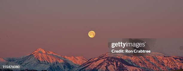 moonrise over the cascades - wenatchee stock pictures, royalty-free photos & images