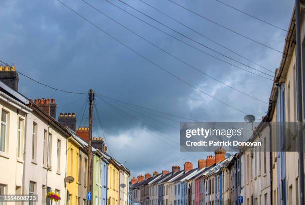 parcmaen street, carmarthen, wales - carmarthen bildbanksfoton och bilder