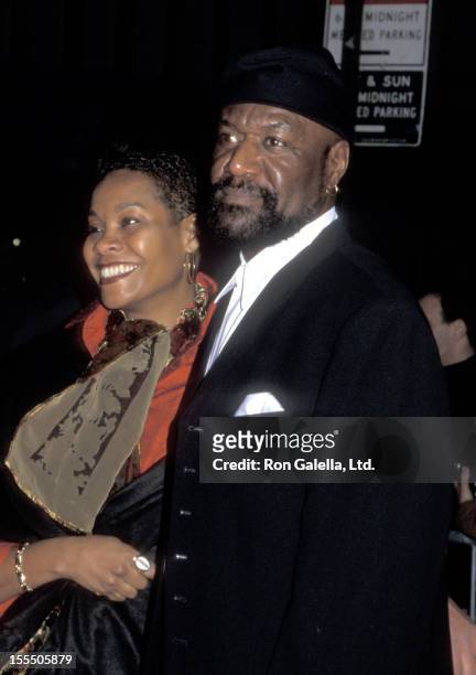 Actor Delroy Lindo and wife Neshormeh Lindo attend The Cider House Rules New York City Premiere on November 14, 1999 at Ziegfeld Theater in New York...