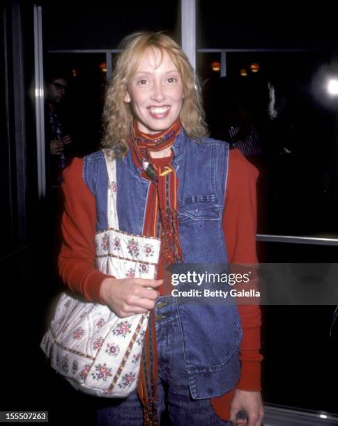 Actress Shelley Duvall attends the Starstruck Beverly Hills Premiere on January 25, 1983 at Mann Fine Arts Theatre in Beverly Hills, California.