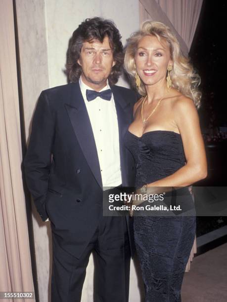 Producer David Foster and actress Linda Thompson attend BMI Million-aires Awards on May 21, 1991 at the Beverly Wilshire Hotel in Beverly Hills,...