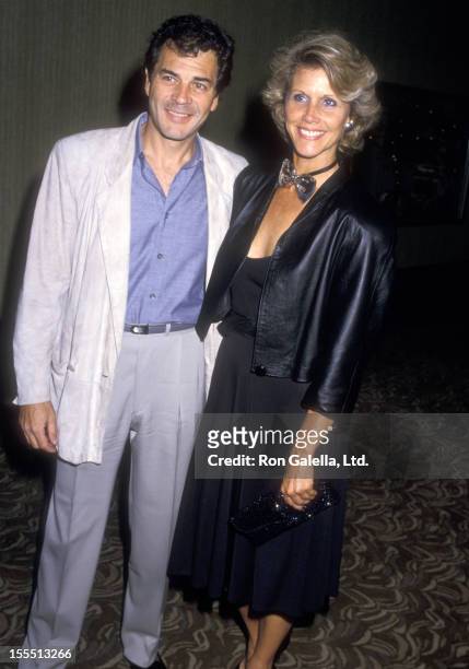 Actor Robert Forster and actress Shannon Wilcox attend the ABC Television Affiliates Party on June 9, 1987 at Century Plaza Hotel in Los Angeles,...