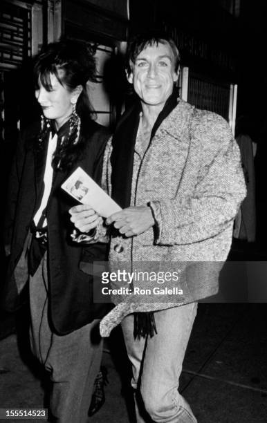 Musician Iggy Pop and wife Suchi Asano attend a party for Bob Dylan on November 13, 1985 at the Whitney Museum in New York City.