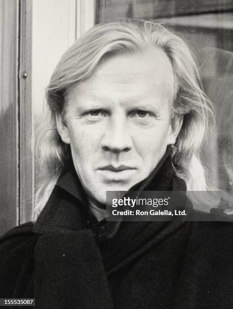 Dancer Alexander Godunov attends the Swearing In Ceremony of his citizenship on March 4, 1987 at Manhattan Federal Court in New York City.