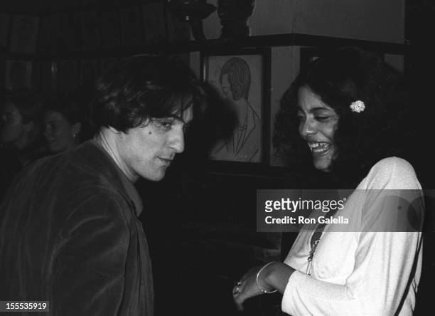 Actor Robert De Niro and wife Diahnne Abbott attend 39th Annual New York Critic's Choice Awards on January 27, 1974 at Sardi's Restaurant in New York...