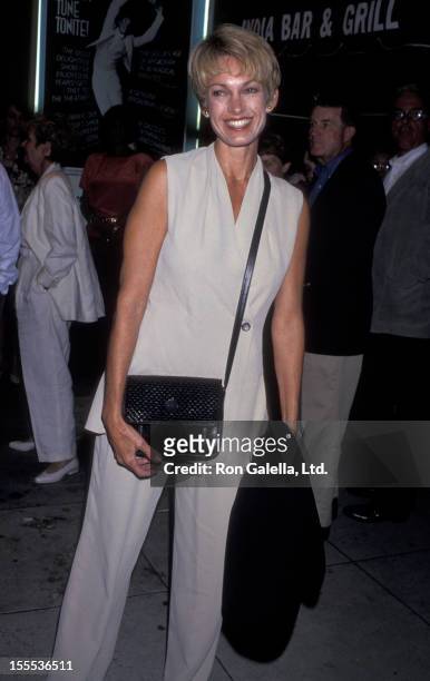 Cyndy Garvey attends the opening of Tommy Tune Tonight on September 7, 1993 at the Wilshire Theater in Beverly Hills, California.