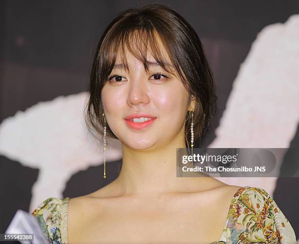 Yoon Eun-Hye attends the MBC Drama 'Missing You' Press Conference at lotte hotel on November 1, 2012 in Seoul, South Korea.