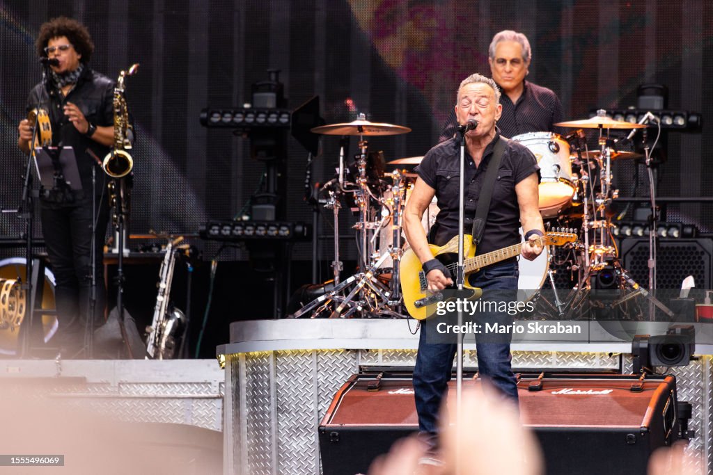 Bruce Springsteen Performance Jake Clemons, Bruce Springsteen and Max Weinberg performs live at ...