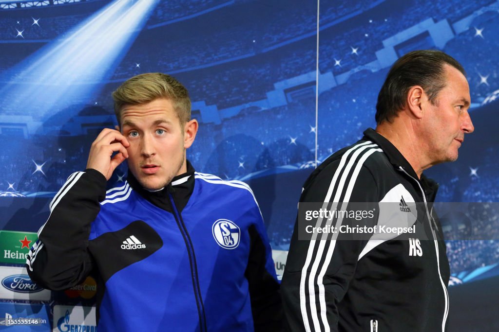 Schalke 04 Training & Press Conference - UEFA Champions League