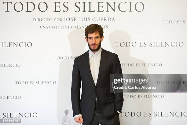 Spanish actor Quim Gutierrez attends the "Todo es Silencio" photocall at the Palafox cinema on November 5, 2012 in Madrid, Spain.