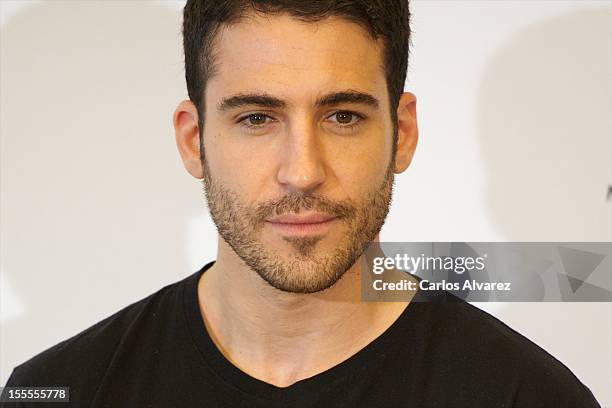 Spanish actor Miguel Angel Silvestre attends the "Todo es Silencio" photocall at the Palafox cinema on November 5, 2012 in Madrid, Spain.