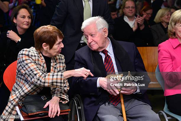 Former German Chancellor Helmut Schmidt and his partner Ruth Loah hold a fluffy toy Kiwi bird at a ceremony at the Kirchdorf/Wilhelmsburg Gymnasium...