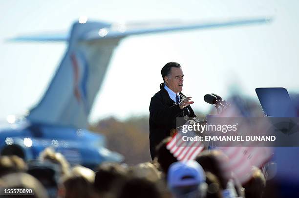 Mitt Romney Rally 48 Lynchburg Regional Airport Stock Photos, High-Res Pictures, and ...