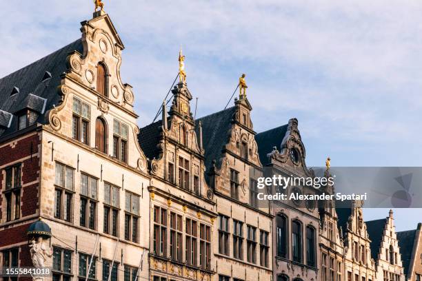 historic buildings in antwerpen old town, belgium - antwerp city belgium stock pictures, royalty-free photos & images