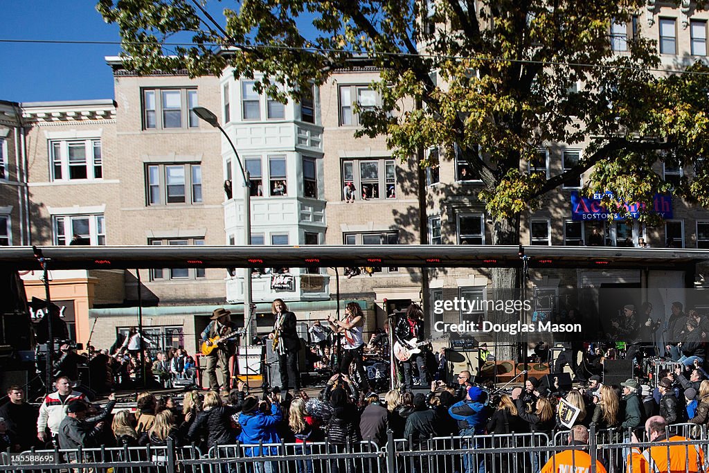 Aerosmith Surprise Performance  In The Streets Of Boston