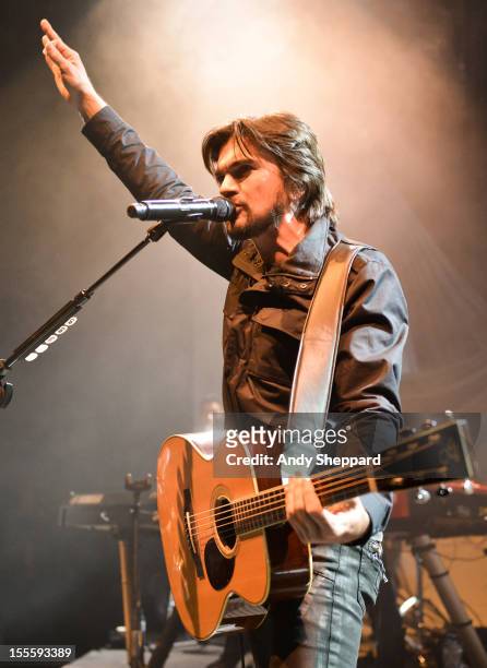 Columbian singer Juanes performs on stage during his Juanes Unplugged tour at Shepherds Bush Empire on November 5, 2012 in London, United Kingdom.