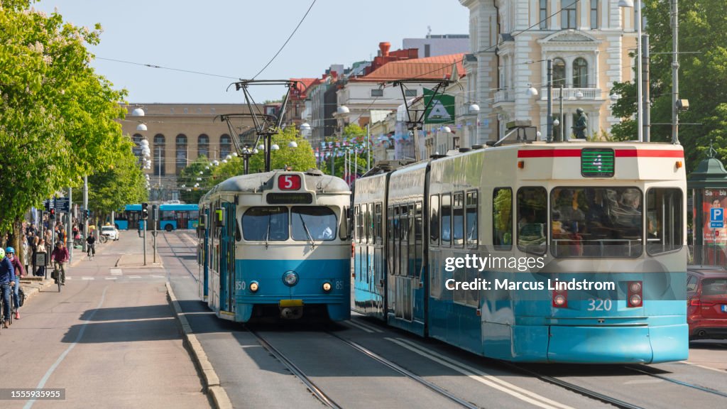 Trams in Avenyn, Gothenburg