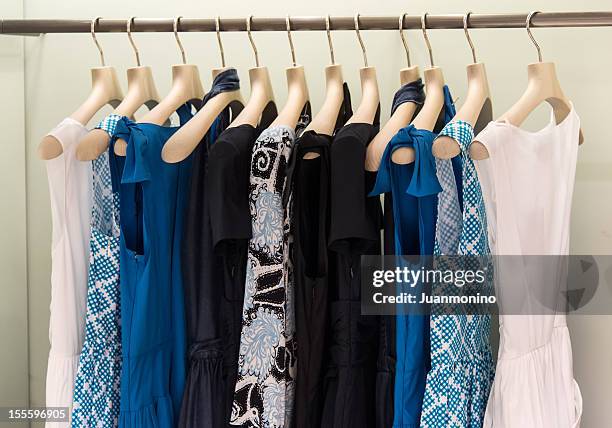 alta classe roupa feminino - roupa de mulher imagens e fotografias de stock
