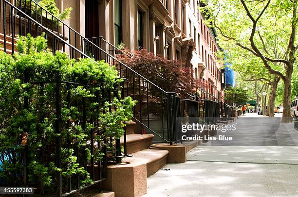 row of brownstones,nyc. - brooklyn brownstone stock pictures, royalty-free photos & images