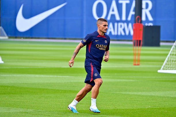 Marco Verratti warms up during a Paris Saint-Germain training session at PSG Campus on July 19, 2023 in Poissy, France.