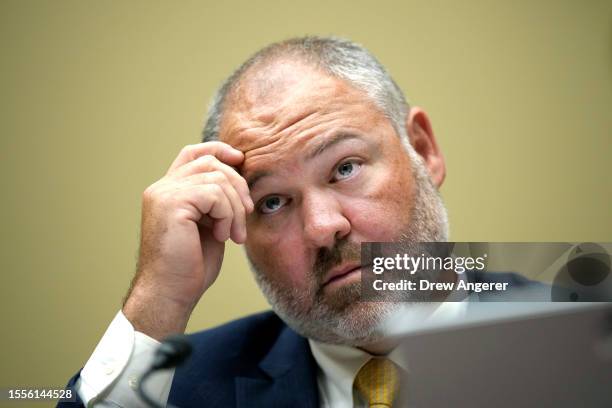 Supervisory IRS Special Agent Gary Shapley testifies during a House Oversight Committee hearing related to the Justice Department's investigation of...