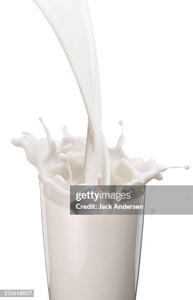 milk splash - milk pour - fotografias e filmes do acervo