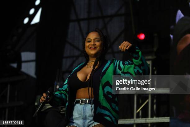 Simmy Sa Singer Simmy Photos and Premium High Res Pictures - Getty Images