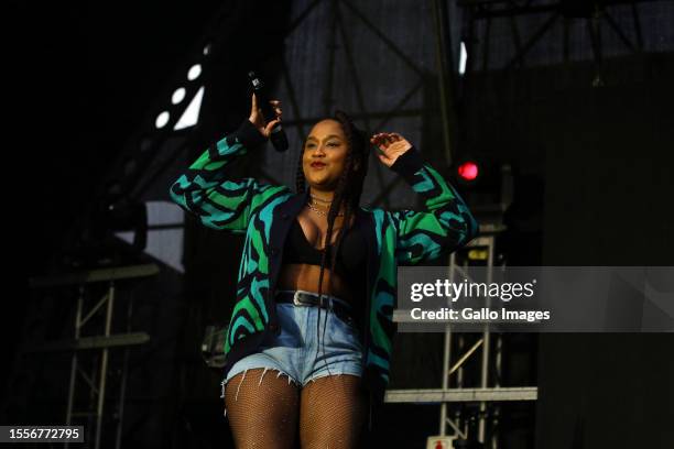 Simmy Sa Singer 75 Simmy Stock Photos, High-Res Pictures, and Images - Getty Images
