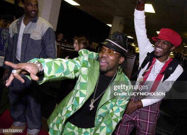 Big Boi and Dre of the rap group OUTKAST arrive backstage at the 28th Annual American Music Awards 08 January 2001 in Los Angeles, CA. Outkast are...