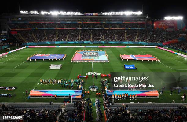 Football Entry Time Football Team Entering Stadium Photos and Premium High Res Pictures ...