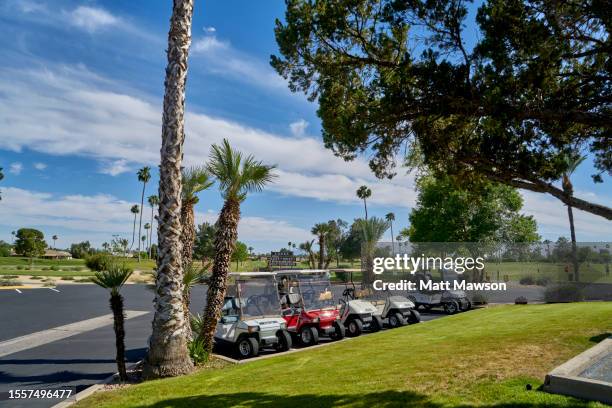 sun city. retirement town. maricopa county. arizona - sun city arizona stock pictures, royalty-free photos & images