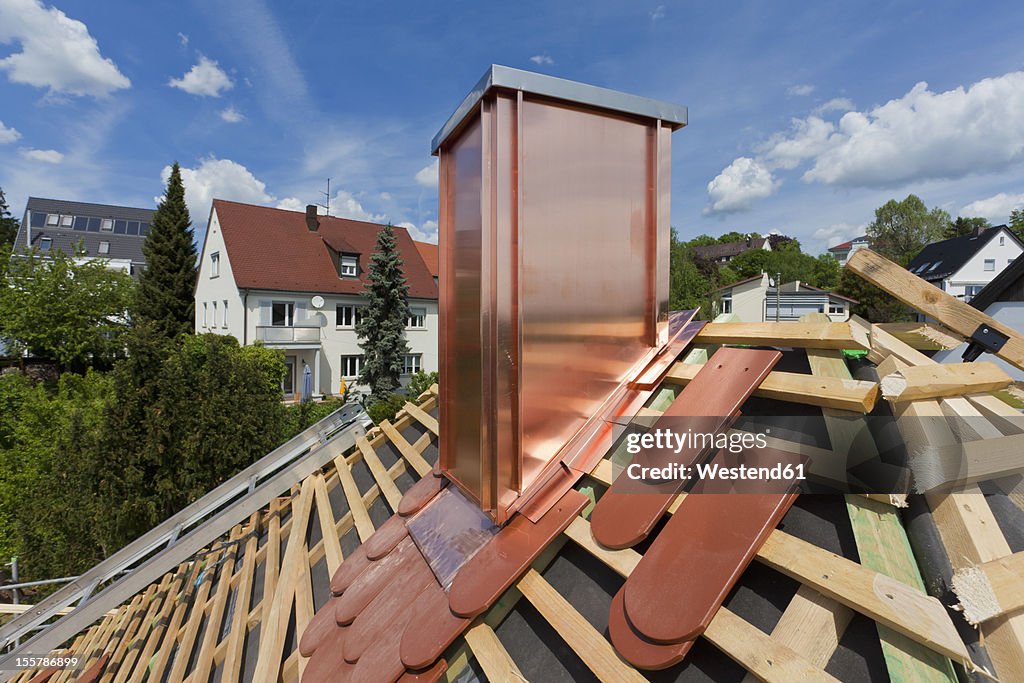 Germany, Baden-Wuerttemberg, Stuttgart, Construction of roof