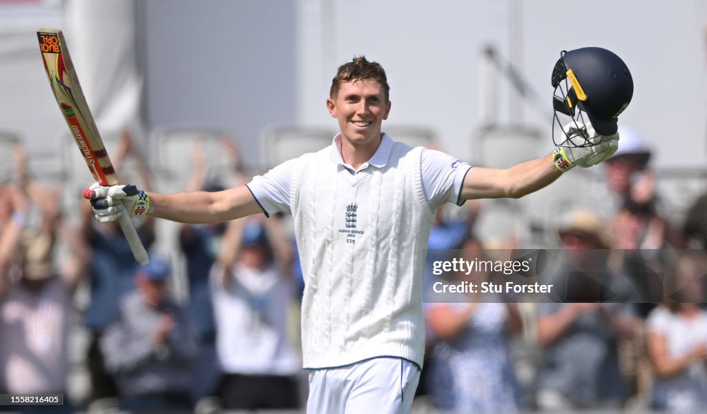 England v Australia - LV= Insurance Ashes 4th Test Match: Day Two