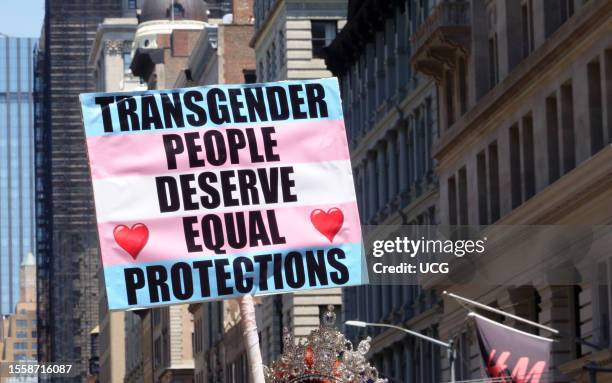 Signs For Trans Rights 7,056 Transgender Signs Stock Photos, High-Res Pictures, and Images ...