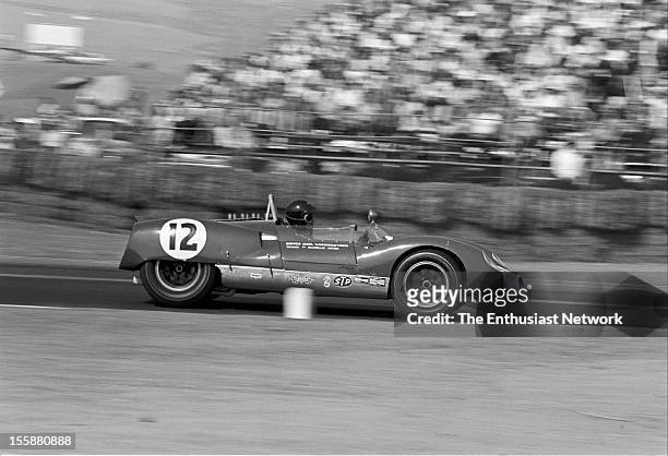 Times Grand Prix - Riverside. George Wintersteen driving his Chevrolet powered Cooper Monaco T61M.