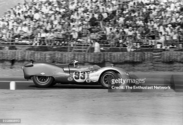 Times Grand Prix - Riverside. Bob Bondurant of Shelby American drives his Ford powered Cooper King Cobra.