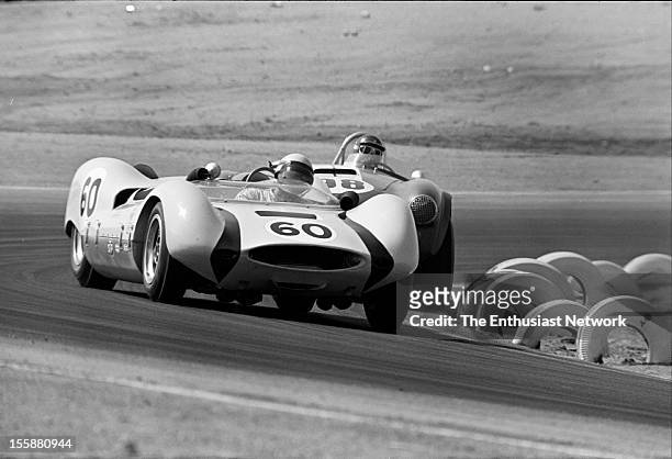 Times Grand Prix - Riverside. Don Wester in a Ford powered Genie Mk10 leads Ken Miles in the number 98 Shelby Cobra roadster.