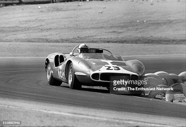 Times Grand Prix - Riverside. A.J. Foyt driving a Dodge powered Hussein-1.