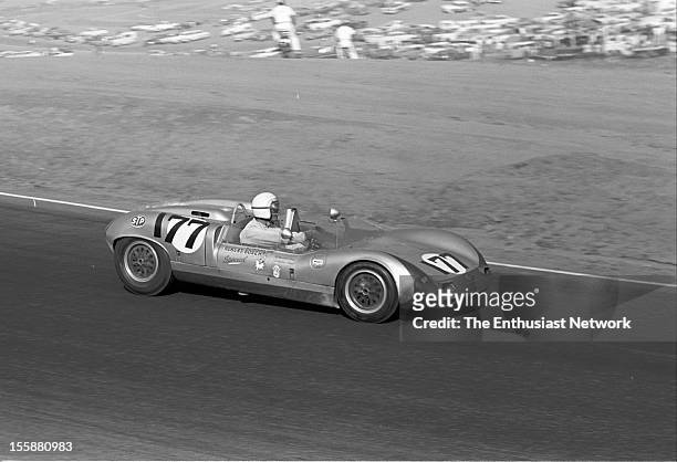 Times Grand Prix - Riverside. Bill Wuesthoff driving his Porsche powered Elva Mk7.