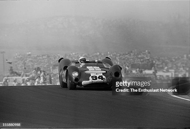 Times Grand Prix - Riverside. Race winner Parnelli Jones of Shelby American, driving a Ford powered Cooper Monaco-King Cobra.