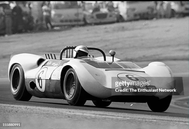 Times Grand Prix - Riverside. Roger Penske driving a Chevrolet Powered Chaparral 2A to a second place finish.