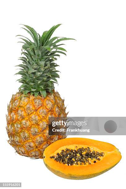 papaye et à l'ananas frais avec des feuilles vert - papaya photos et images de collection