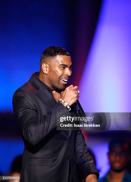 Recording artist Ginuwine of TGT performs performs during the Soul Train Awards 2012 at PH Live at Planet Hollywood Resort & Casino on November 8,...