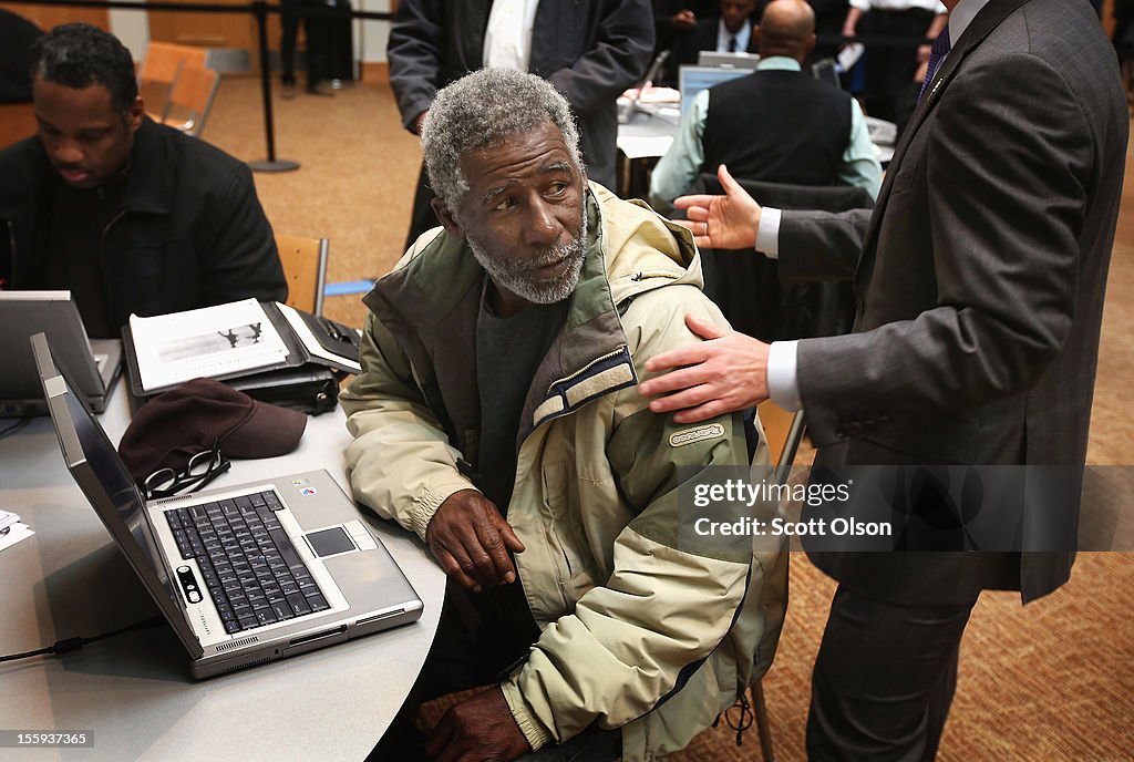 Chicago Hosts Job Fair For City Jobs