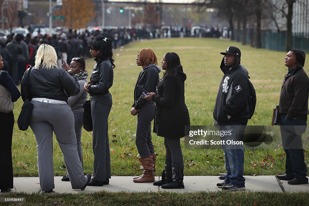 Chicago Hosts Job Fair For City Jobs