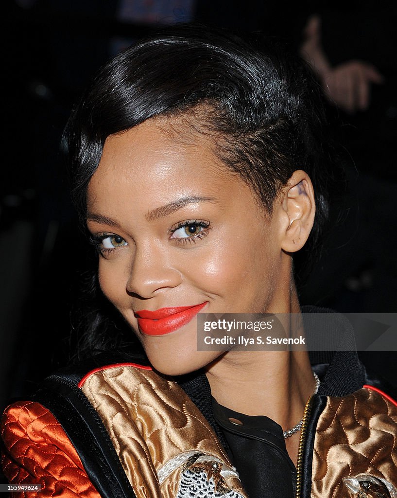 Rihanna's New Album "Unapologetic" Pre-Release Preview