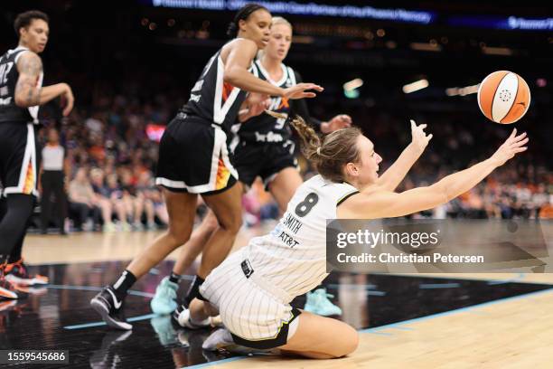 Alanna Smith Photos and Premium High Res Pictures - Getty Images